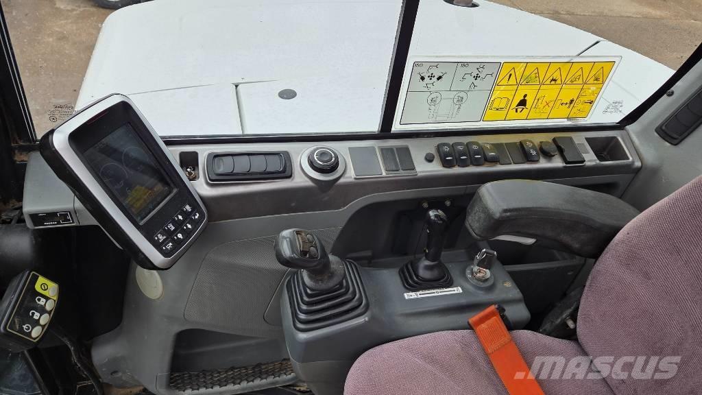 Bobcat E 85 Средни екскаватори 7т - 12т