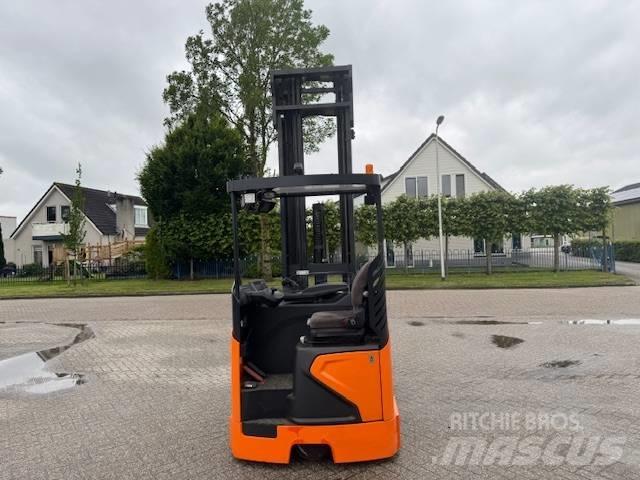Doosan BR 25 JW-9 Ретрак/ Високоповдигач с изместване на вилката напред