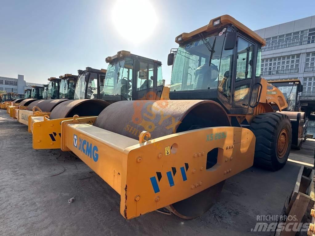 XCMG XS 233J Еднобарабанни ролки
