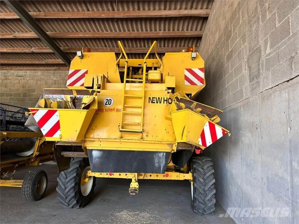 New Holland TF 76 Комбайни