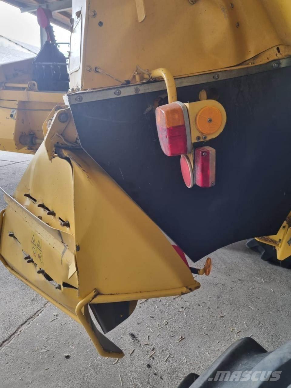New Holland TF 76 Комбайни
