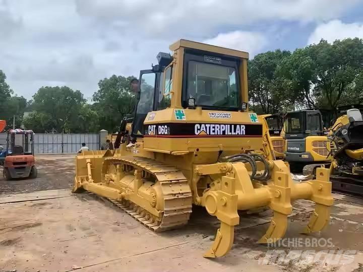 CAT D 6 G Верижни булдозери
