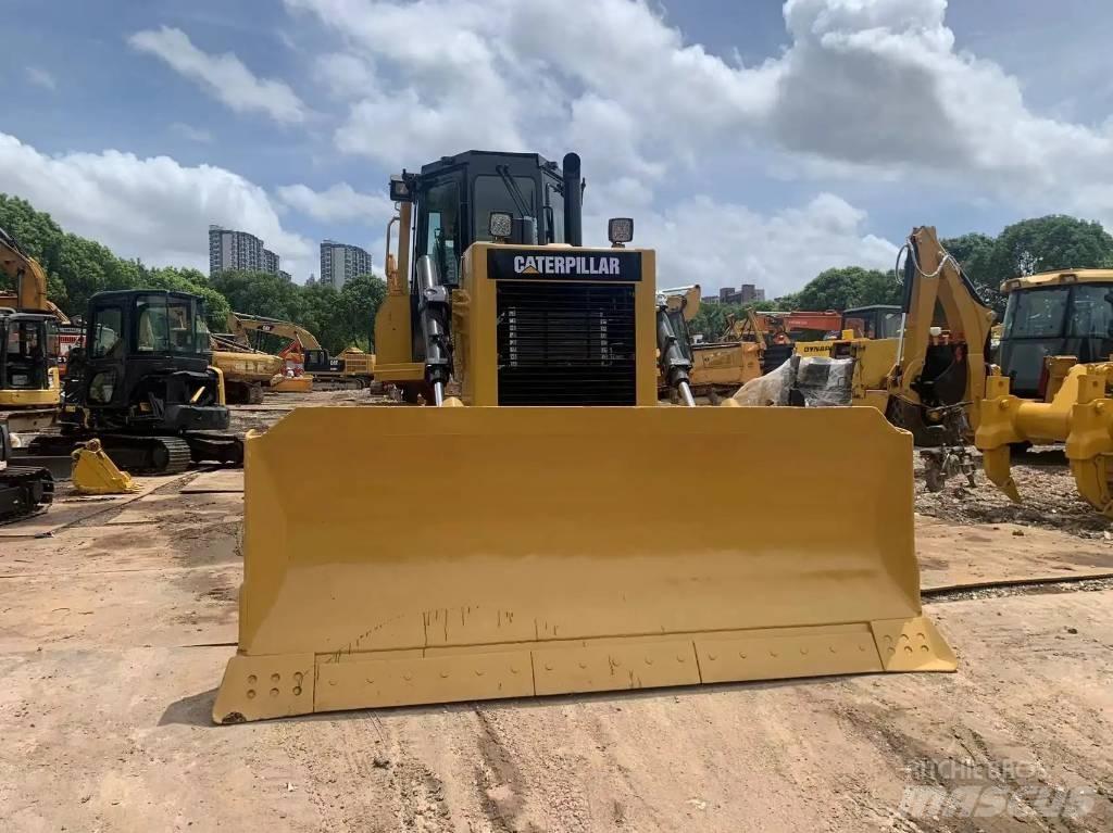 CAT D 6 G Верижни булдозери
