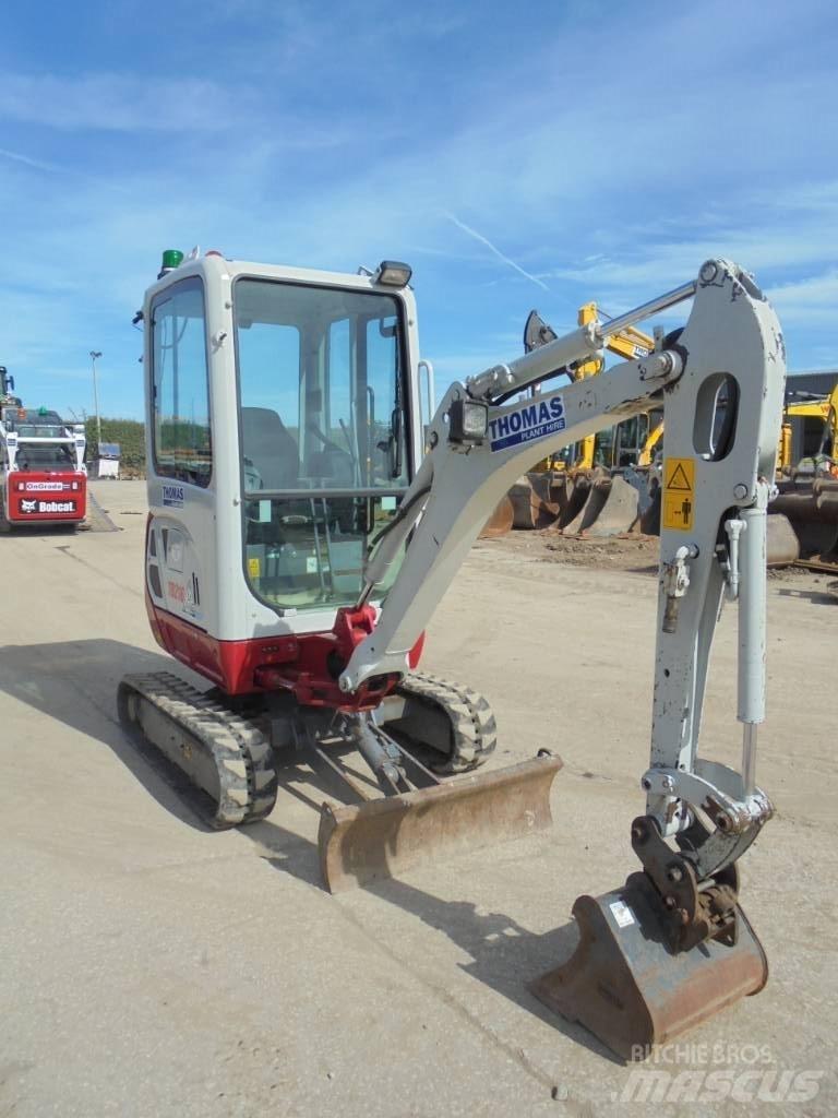 Takeuchi TB216 Мини екскаватори < 7 т