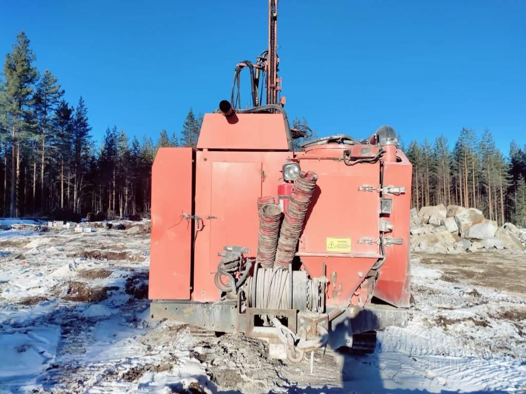 Sandvik DC 560 Апаратура за повърхностна редова сеидба