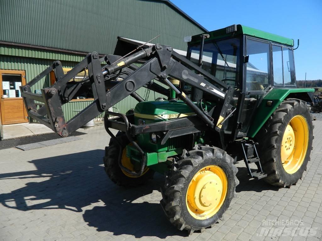 John Deere 2130 Трактори