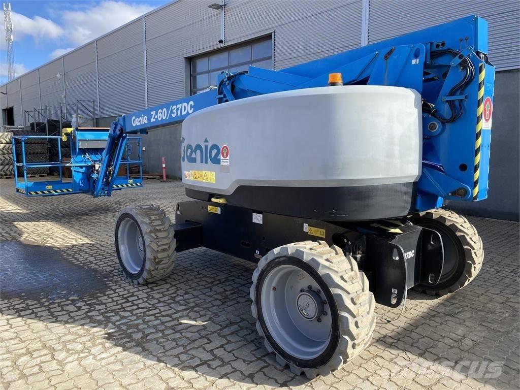 Genie Z60/37 DC Съчленени стрелови подемници
