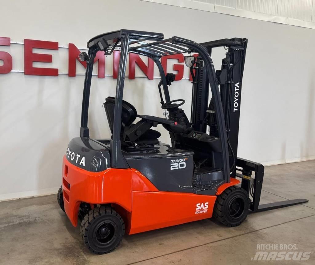 Toyota 10898 8FBM20T Електрически вилични кари-повдигачи