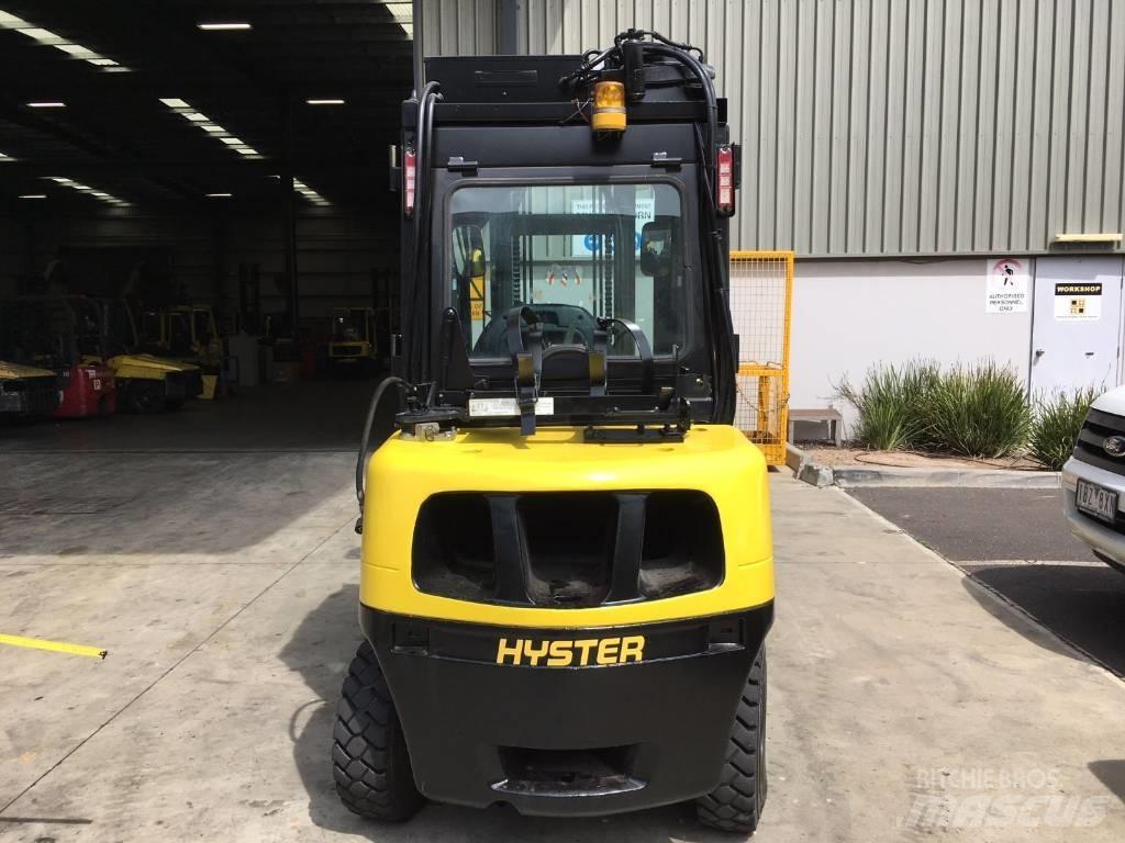 Hyster H3.0TX Камиони с АГУ