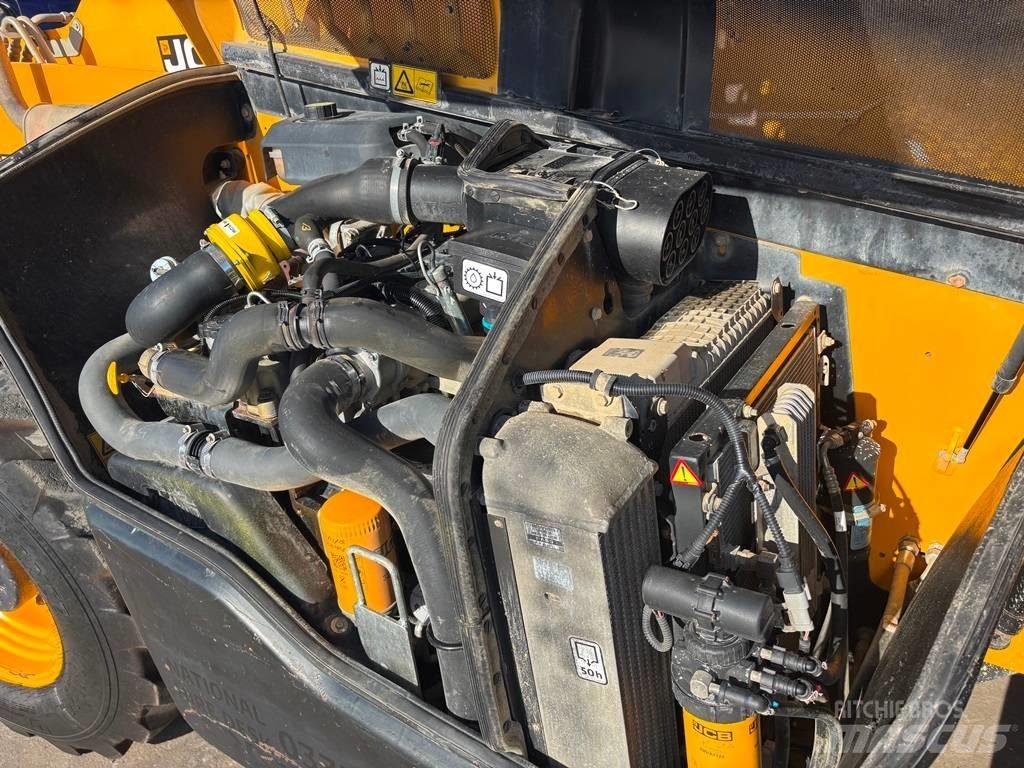 JCB 535-125 Hiviz Телескопични товарачи