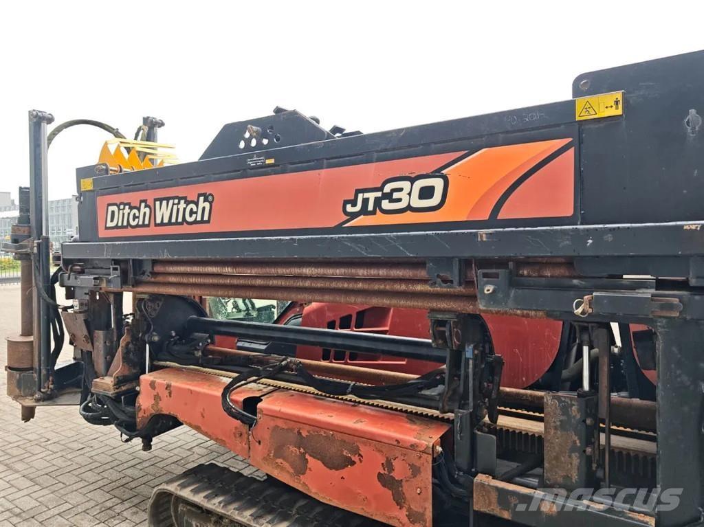 Ditch Witch JT30 Апаратура за повърхностна редова сеидба