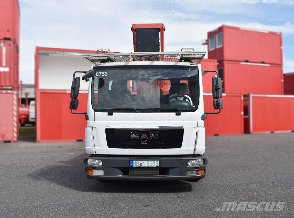 Ruthmann T 330 Моторизирани платформи с талига