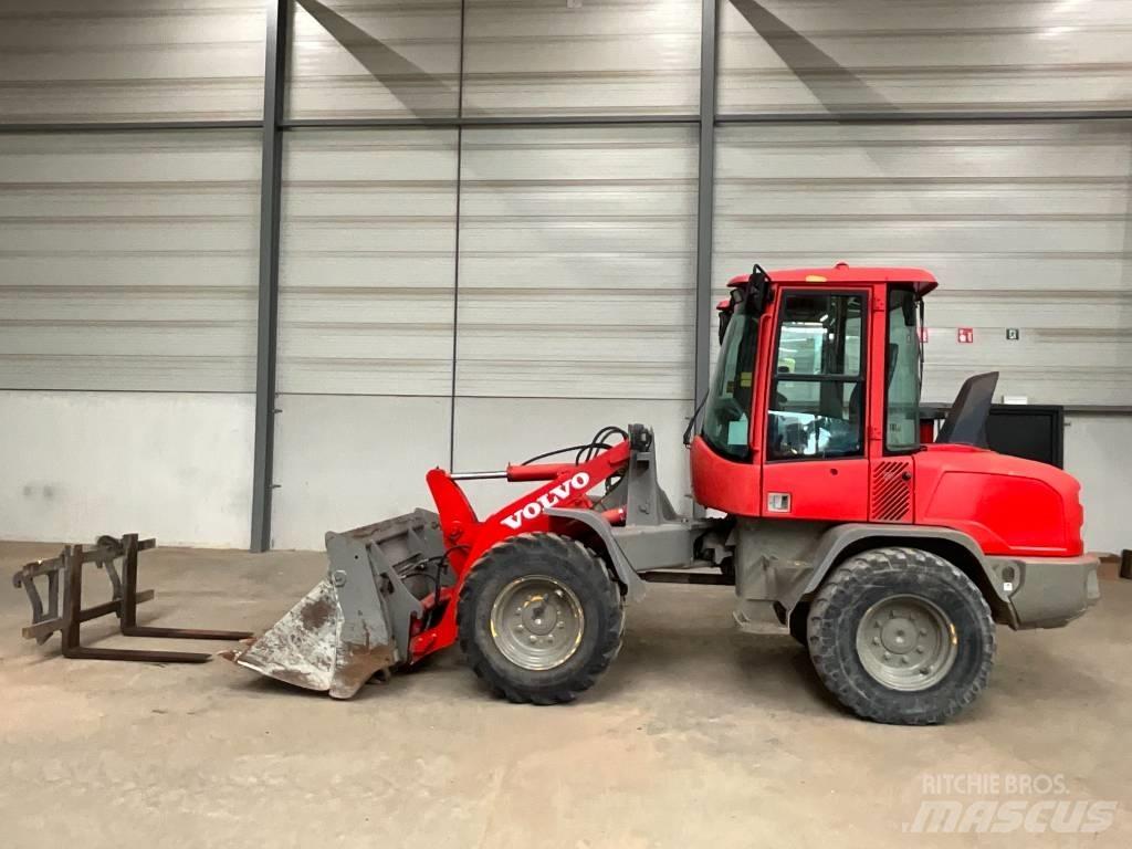 Volvo L 30 G Колесни товарачи