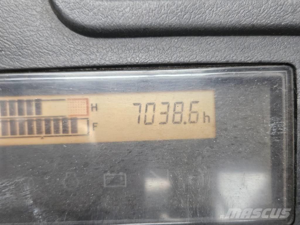 Toyota 02-8 FDF 25 Дизелови камиони