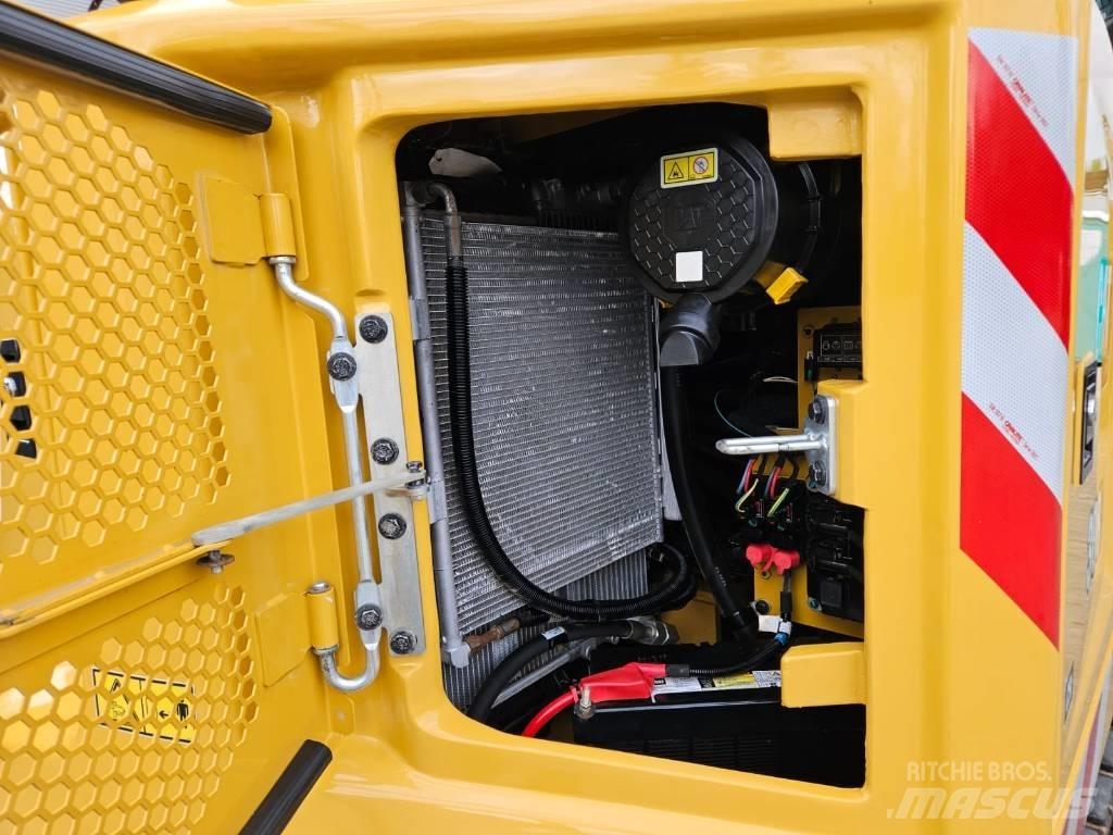 CAT 308 CR Средни екскаватори 7т - 12т