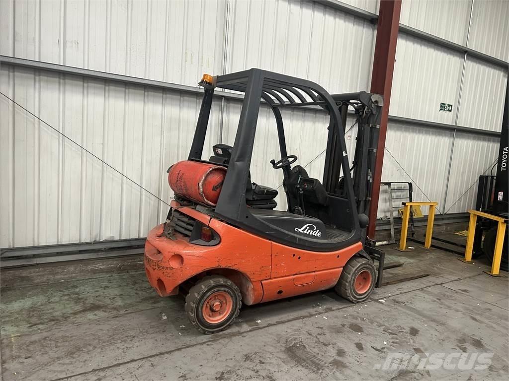 Linde H20T-03 Камиони с АГУ
