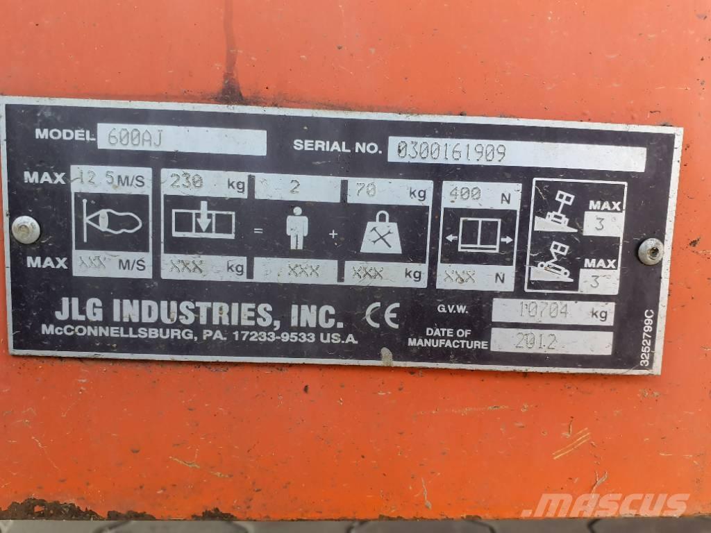 JLG 600AJ Съчленени стрелови подемници