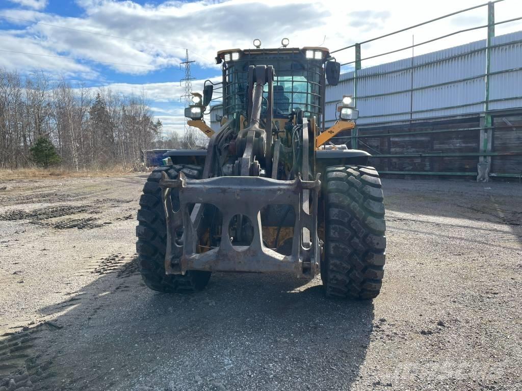 Volvo L 120 H Колесни товарачи
