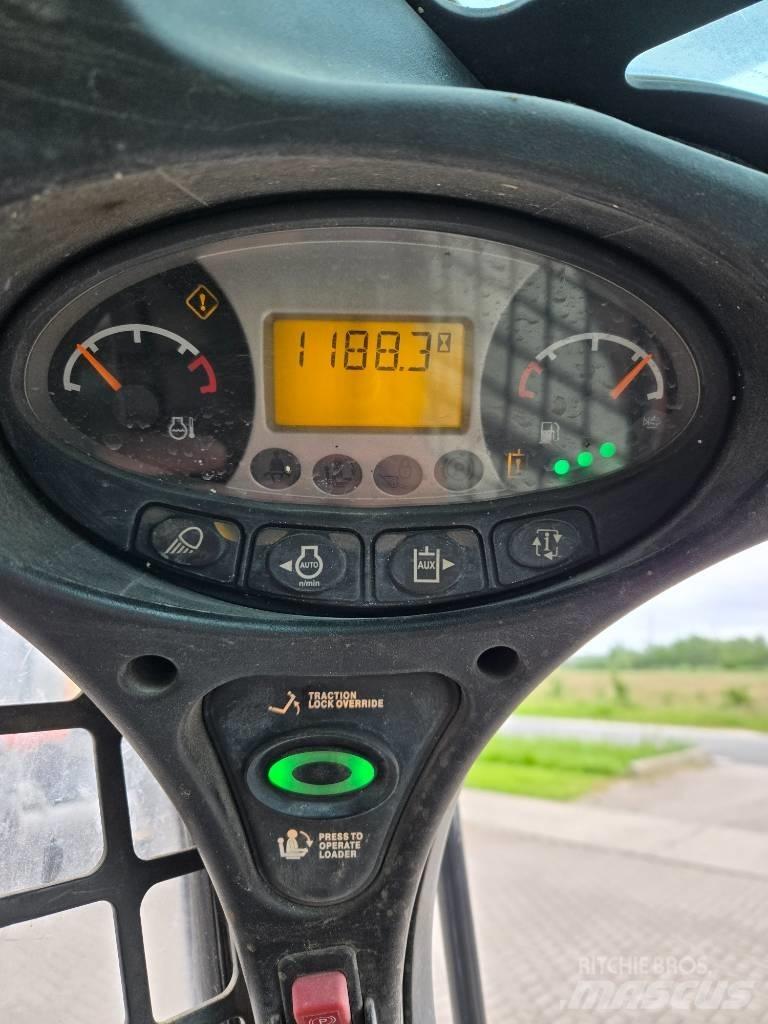 Bobcat S 770 Мини товарачи
