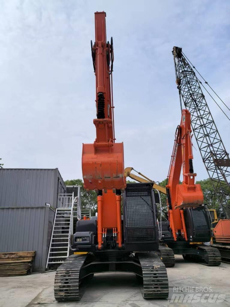 Hitachi ZX 200-3 G Верижен екскаватор