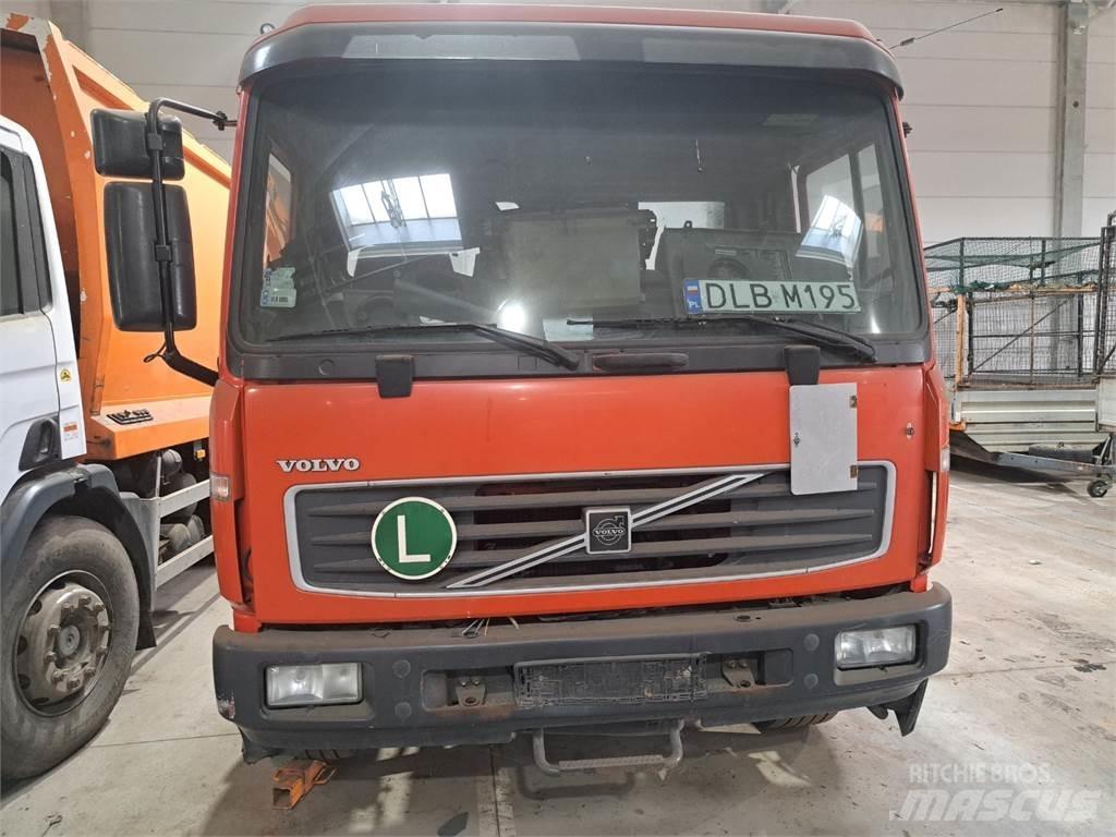 Volvo FL6 220 Влекачи