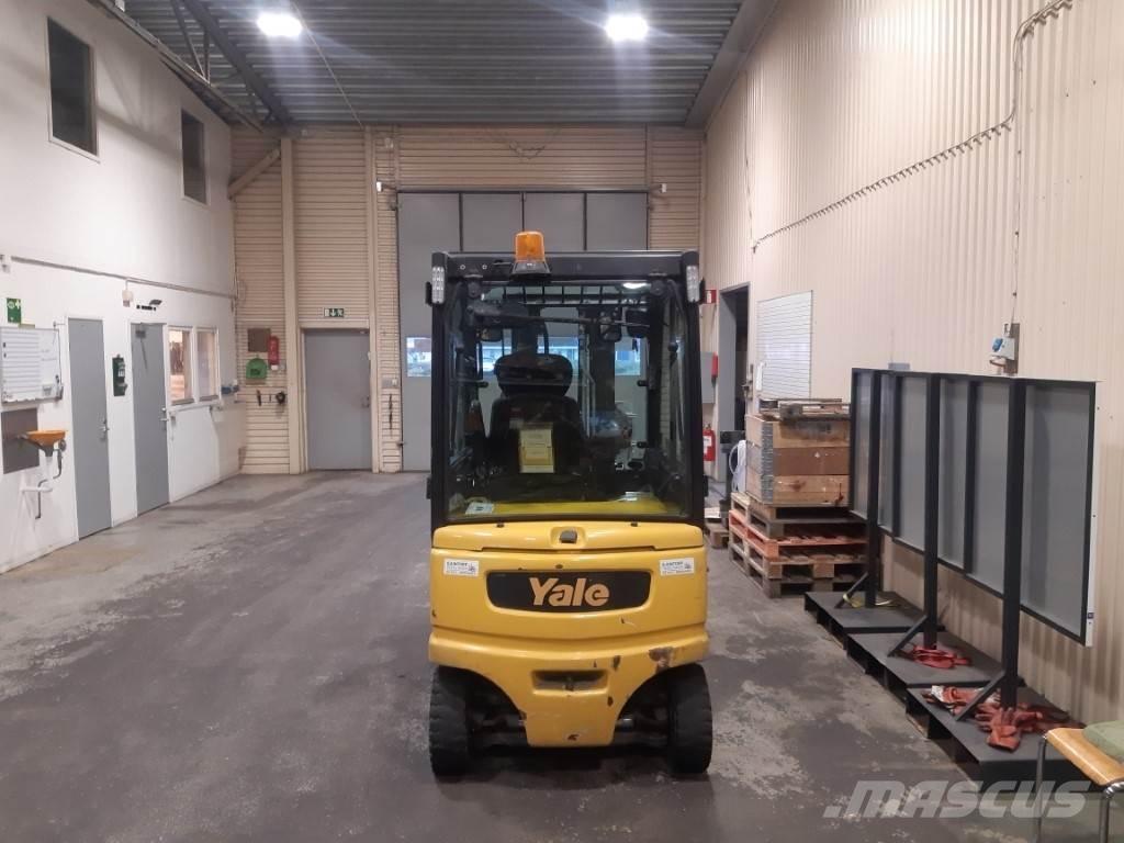 Yale ERP25VL Електрически вилични кари-повдигачи