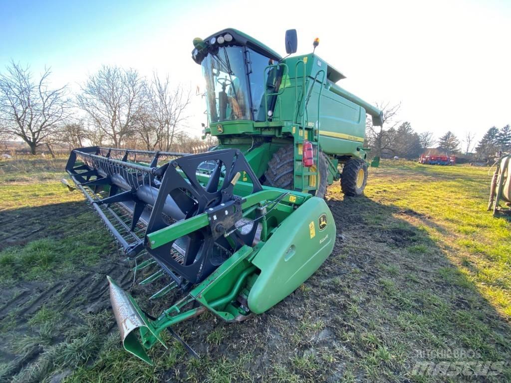 John Deere W 650 Комбайни