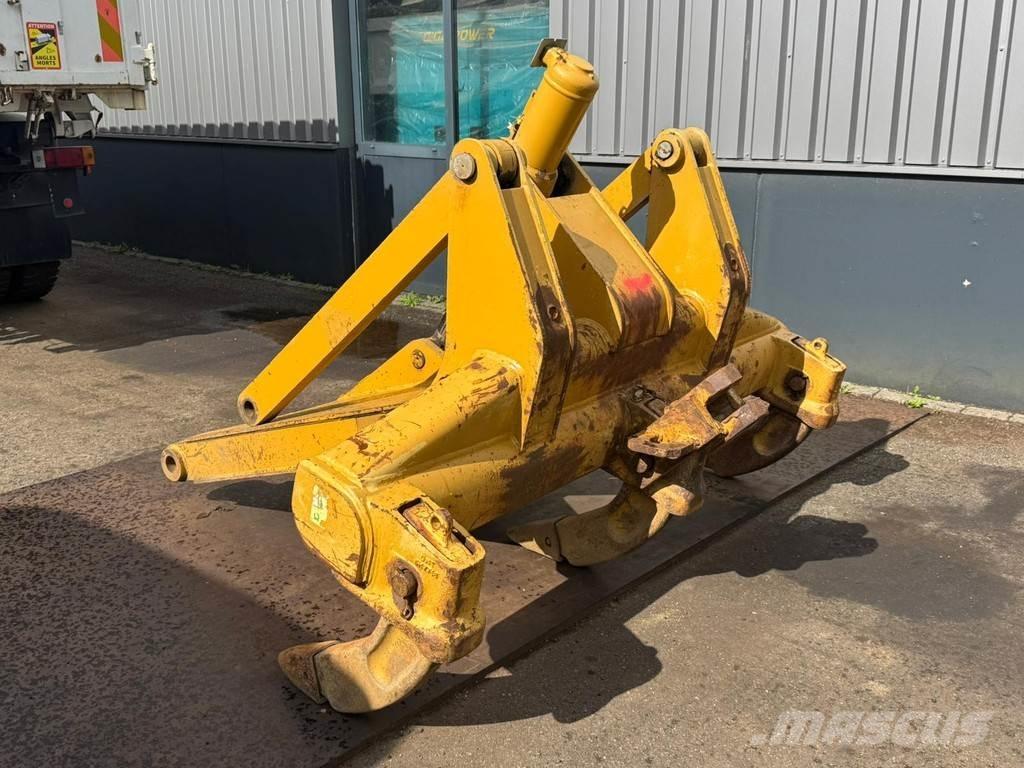 CAT D6R Ripper Други компоненти