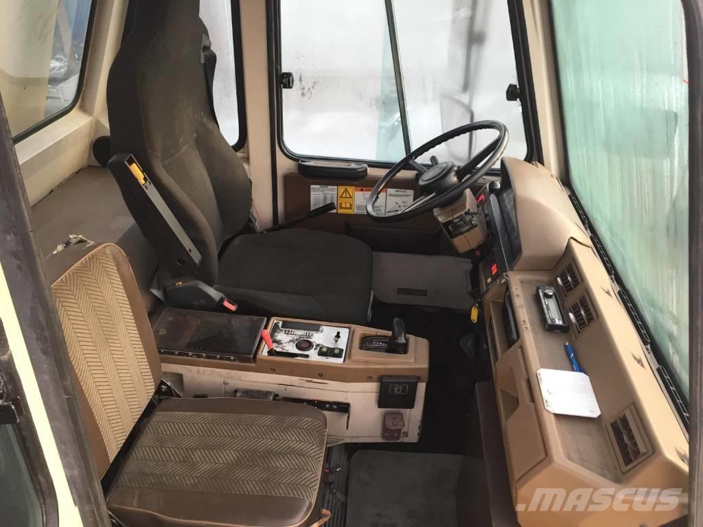 Komatsu HD 465-5 Твърди самосвали
