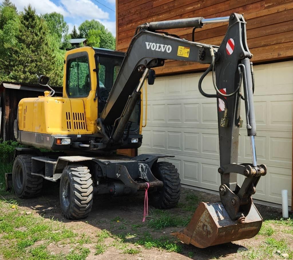 Volvo EW55B Колесни екскаватори