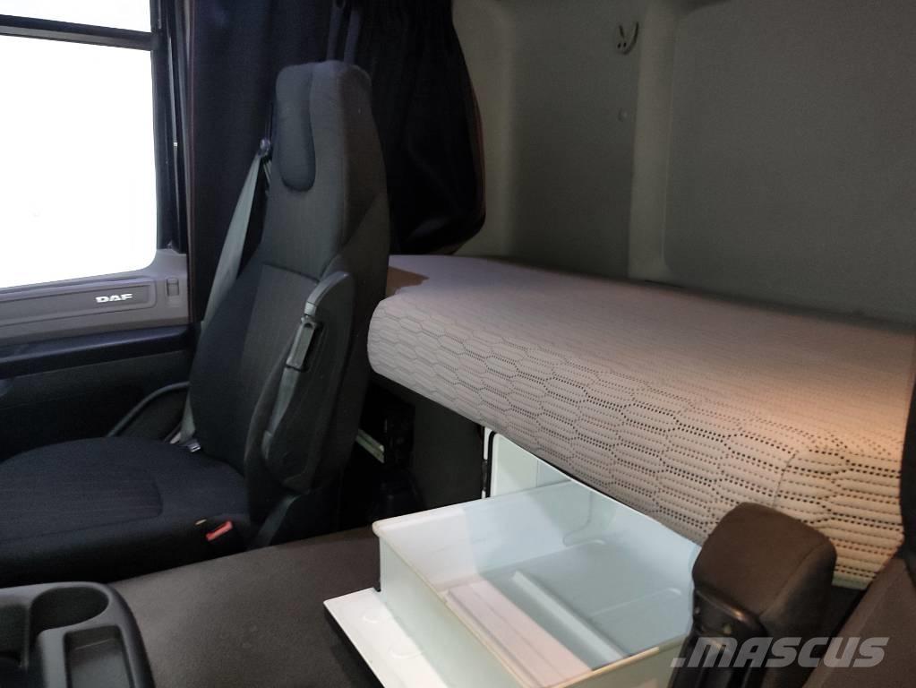 DAF CF 370 FA Брезентови камиони
