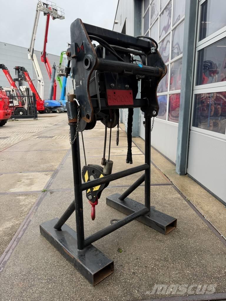 Manitou Treuil 3 ton Други компоненти