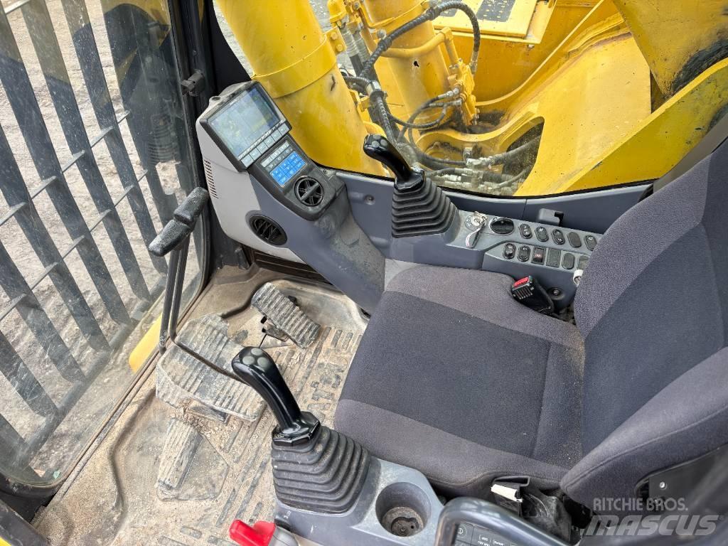 Komatsu PC700LC-11 Верижен екскаватор