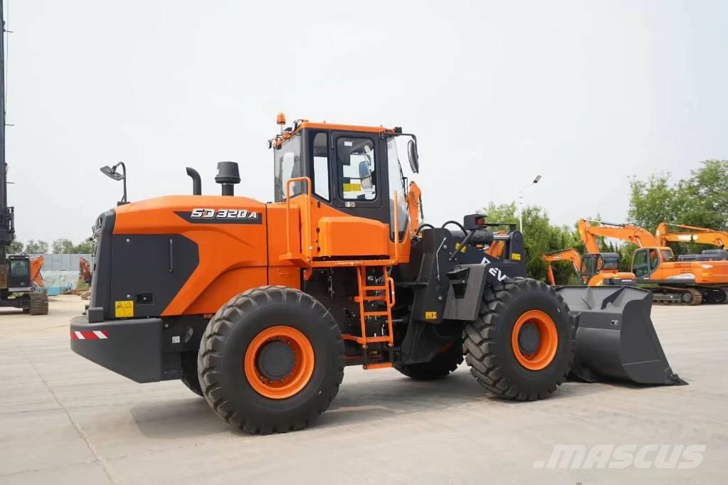 Develon SD 320 Колесни товарачи