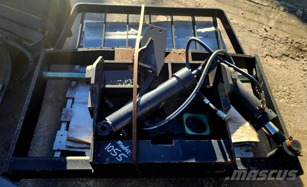 JLG Fork-Side Tilt Вили