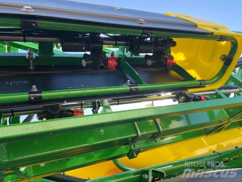 John Deere R952i Прикачни пръскачки
