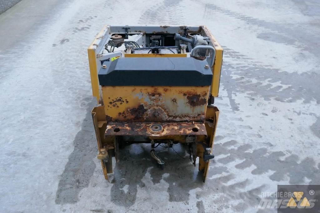 CAT 220-2800 Кабини