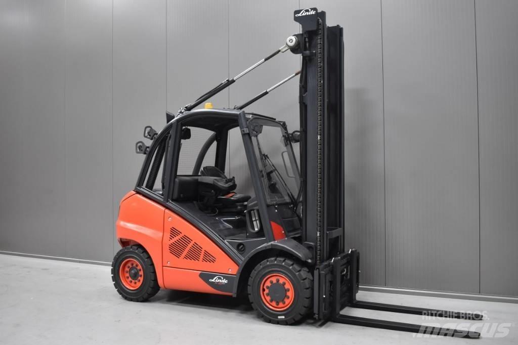 Linde H 40 D - 02 Дизелови камиони