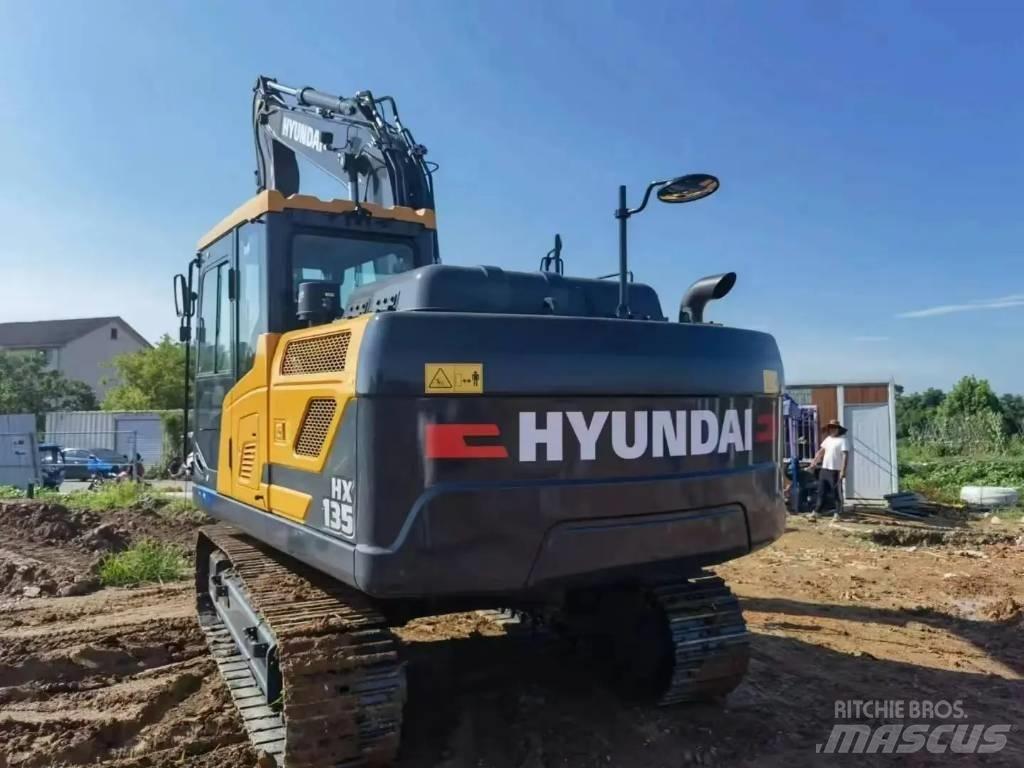 Hyundai HX135 Верижен екскаватор