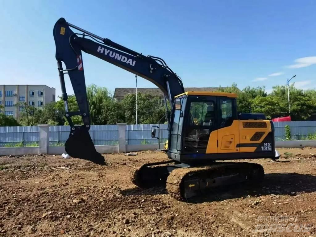 Hyundai HX135 Верижен екскаватор