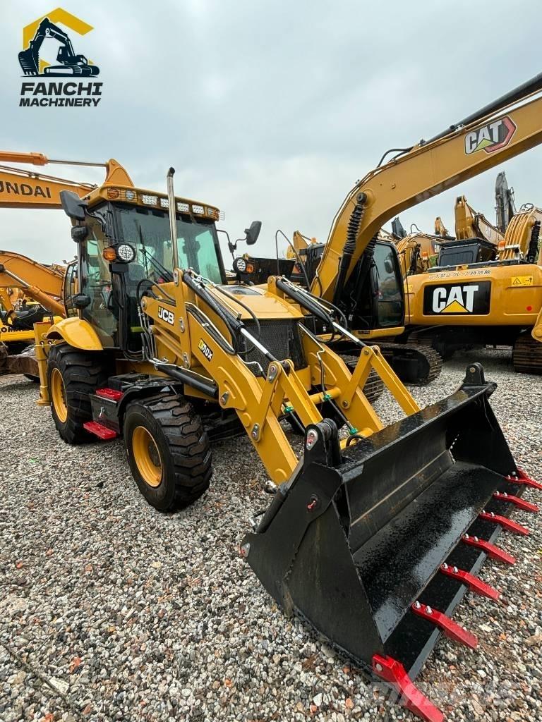 JCB 3cx Товарач със заден ексватор