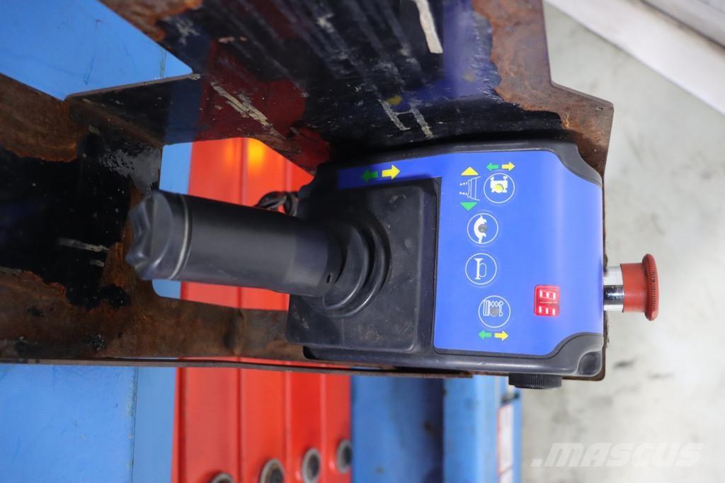 Mantall XE140W Ножични работни платформи
