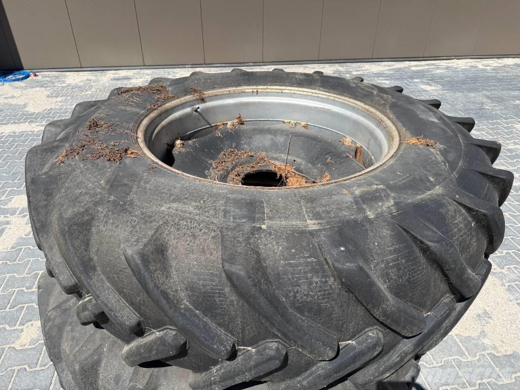 Michelin 20.8x38 Гуми