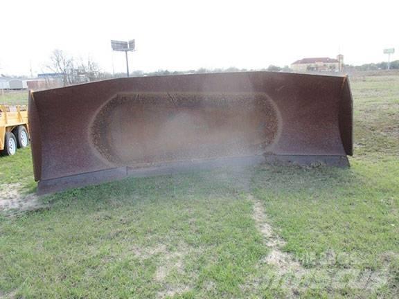 CAT 988 Blade Остриета