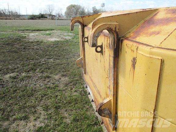 CAT 988 Blade Остриета