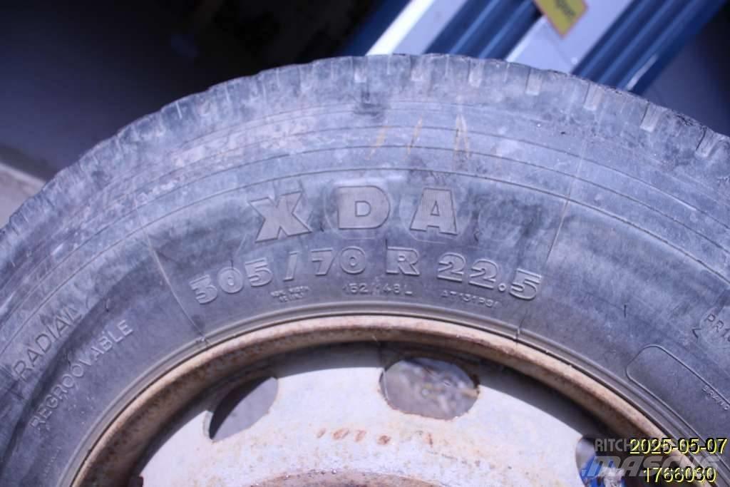 Michelin XDA Гуми
