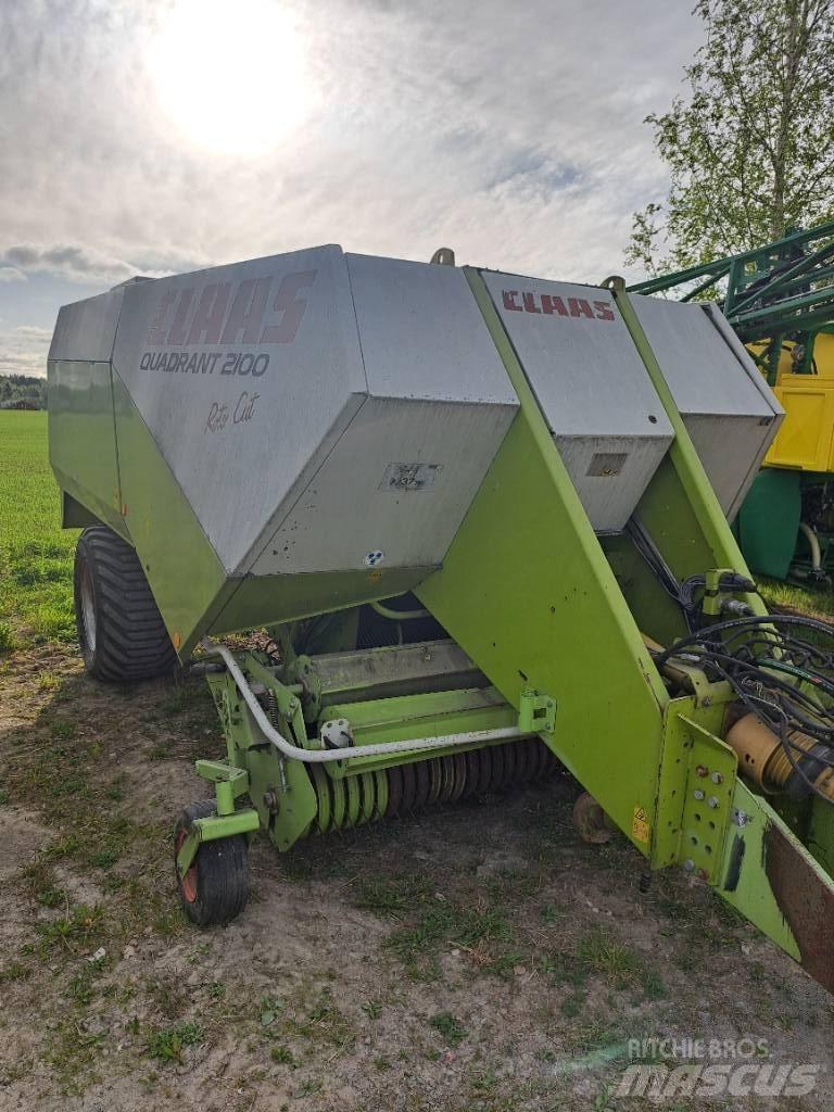 CLAAS 2100RC Балопреси квадратни
