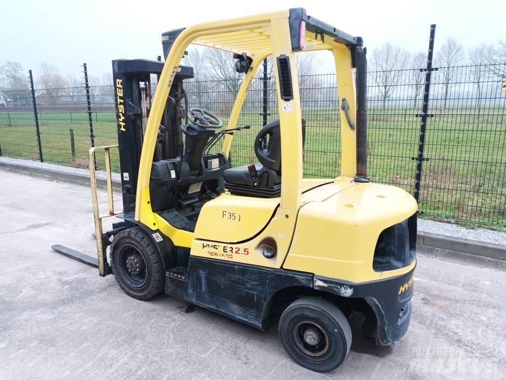 Hyster H2.5FT Дизелови камиони