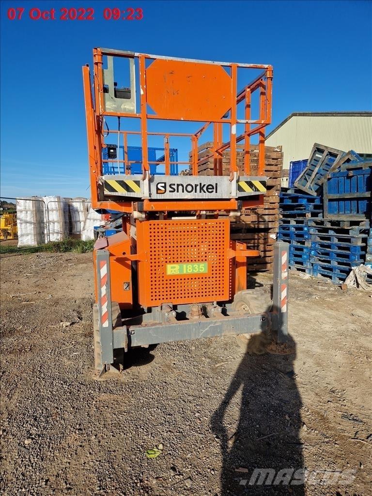 Snorkel S 3370 RT Ножични работни платформи