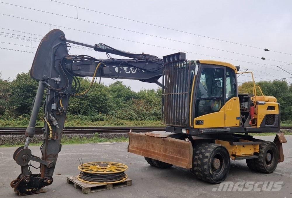 Volvo EW 140 D Колесни екскаватори